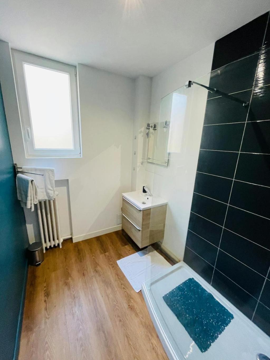 L'Etape Remoise - Hypercentre Apartment แร็งส์ ภายนอก รูปภาพ